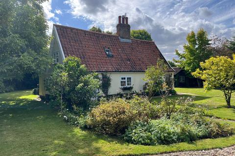 3 bedroom detached house for sale, Aspall Green, Stowmarket, Suffolk