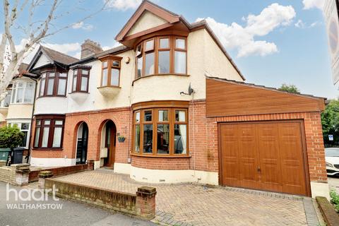 3 bedroom end of terrace house for sale, Wadham Avenue, Walthamstow