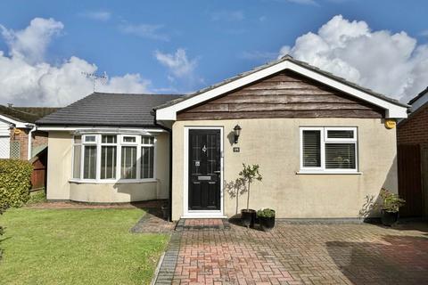 3 bedroom detached bungalow for sale, Suthmere Drive, Burbage, SN8 3TG