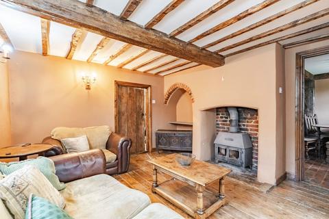 3 bedroom cottage for sale, Old Post Office Street, Shipdham