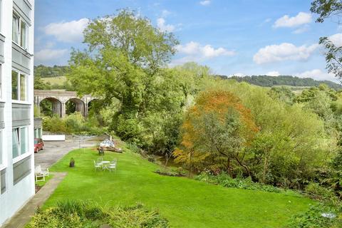 1 bedroom ground floor flat for sale, Riverside, Dorking, Surrey