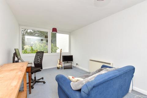 1 bedroom ground floor flat for sale, Riverside, Dorking, Surrey