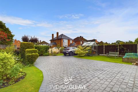 4 bedroom detached house for sale, Cottage Lane, Deeside CH5