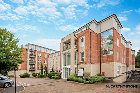 2 bedroom apartment for sale, Station Parade, Virginia Water, GU25 4BB