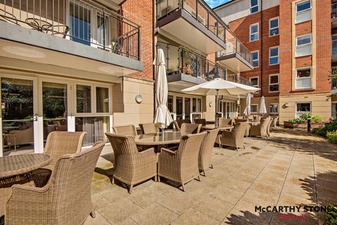 2 bedroom apartment for sale, Station Parade, Virginia Water, GU25 4BB