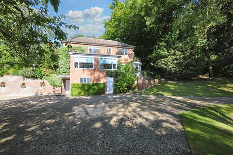 4 bedroom detached house for sale, Felbrigg Road, Roughton