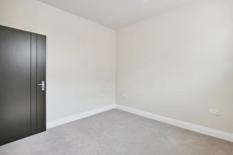 3 bedroom apartment to rent, Station Approach, Bromley, Kent, BR2