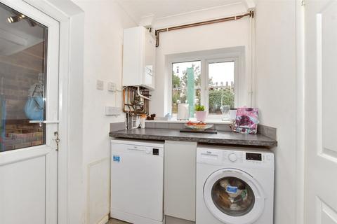 2 bedroom end of terrace house for sale, Woodford Avenue, Ramsgate, Kent