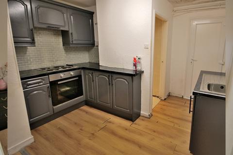 2 bedroom house to rent, Liverpool L4