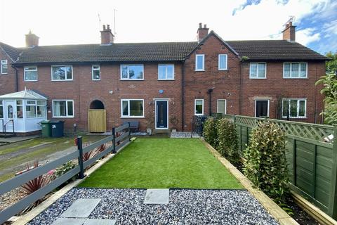 3 bedroom townhouse for sale, Granny Lane, Mirfield