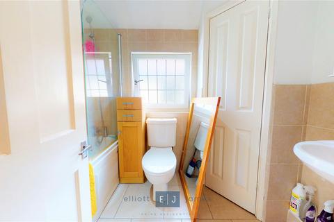 3 Forest Terrace, Chigwell, IG7 5BW