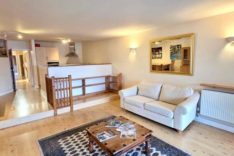 undefined, Discovery Wharf, Plymouth PL4