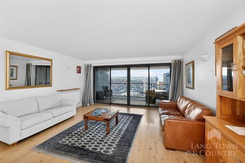 2 bedroom apartment to rent, Discovery Wharf, Plymouth PL4