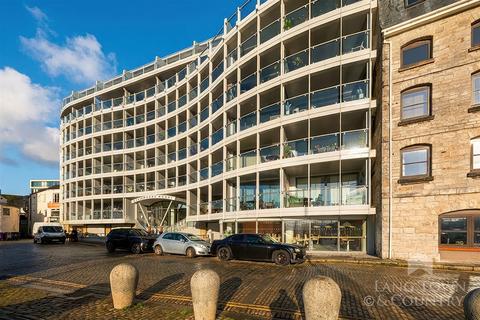 undefined, Discovery Wharf, Plymouth PL4