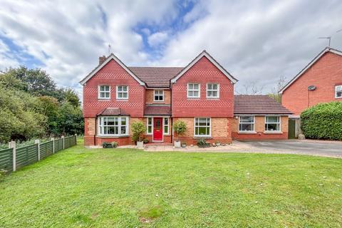 4 bedroom detached house for sale, The Glen, Langstone, NP18