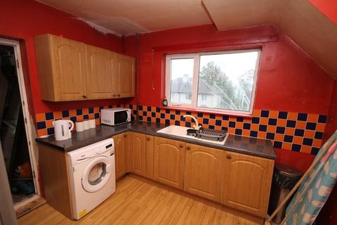 6 Bracken Edge, Bradford, BD10 9BL
