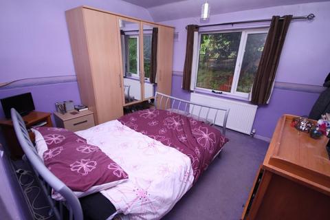 6 Bracken Edge, Bradford, BD10 9BL