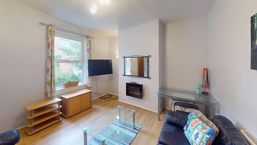 11-Grimsby-Terrace-Living-Room 1