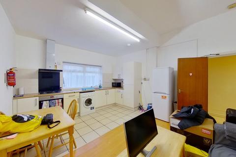 2 bedroom ground floor flat to rent, Flat 2, 44 Addison Street, Nottingham, NG1 4HA