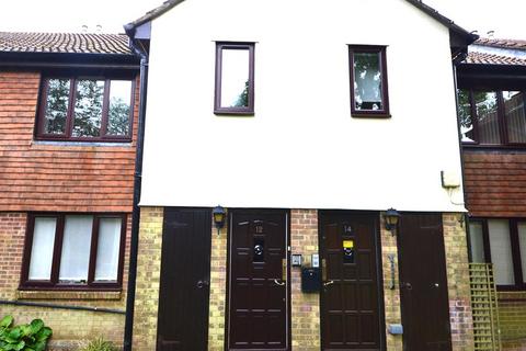 2 bedroom retirement property to rent, St. Johns Road, Crowborough