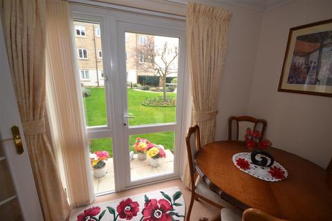 1 bedroom retirement property for sale, Tyrell Lodge, Springfield Road, Chelmsford