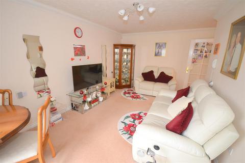 1 bedroom retirement property for sale, Tyrell Lodge, Springfield Road, Chelmsford