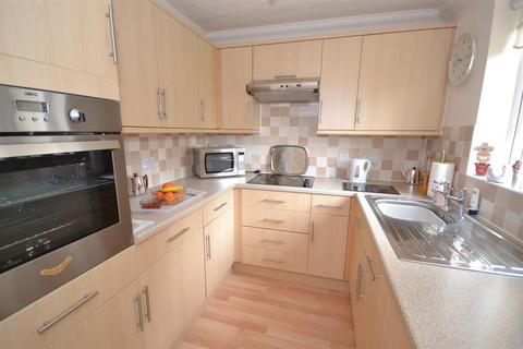 1 bedroom retirement property for sale, Tyrell Lodge, Springfield Road, Chelmsford