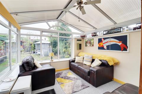 4 bedroom detached house for sale, Beech Road, Elloughton