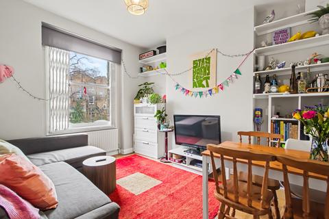 2 bedroom flat for sale, Caledonian Road, Islington, N1