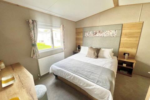 2 bedroom static caravan for sale, Oaklands Holiday Park