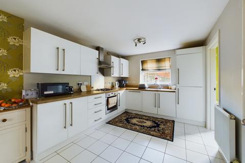 4 bedroom house for sale, Brize Avenue, Kingsway, Gloucester, Gloucestershire, GL2