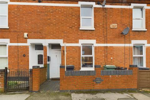 13 Tarrington Road, Gloucester, GL1 4PE