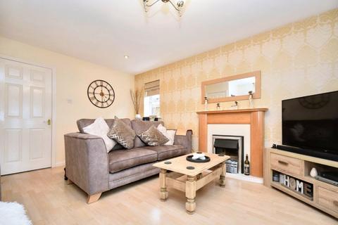 2 bedroom house for sale, Coxley View, Netherton, Wakefield, West Yorkshire