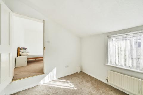 164 Burrage Road, London, SE18 7LA