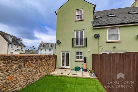 4 bedroom end of terrace house for sale, Greenhill Road, Plymouth PL9