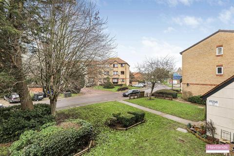 1 bedroom flat for sale, Magpie Close, Enfield, EN1