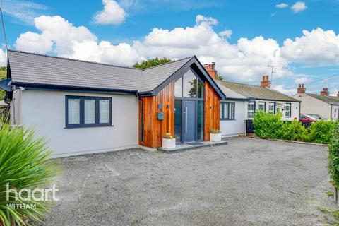 3 bedroom bungalow for sale, Basin Road, Heybridge Basin