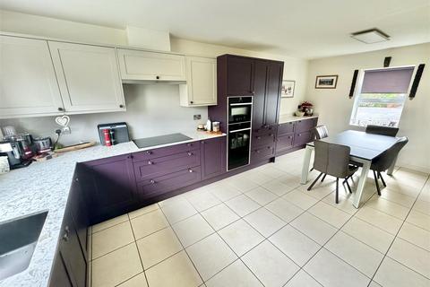 5 Kittiwake Drive, Portishead, Bristol, BS20 7PL