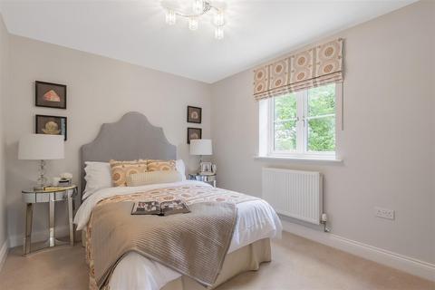 4 bedroom detached house for sale, Tring Road, Wilstone, Tring