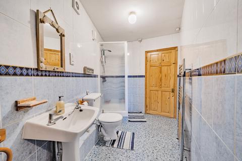 4 bedroom end of terrace house for sale, Berkeley Road, London NW9