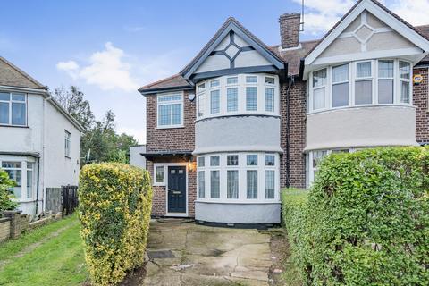 4 bedroom end of terrace house for sale, Berkeley Road, London NW9