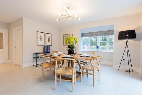 5 bedroom detached house for sale, Tring Road, Wilstone, Tring