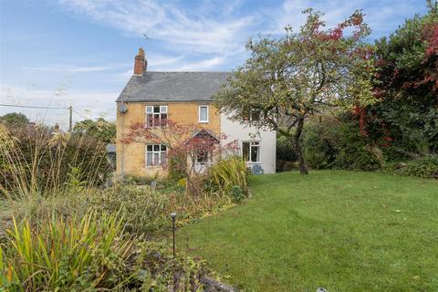 3 bedroom detached house for sale, Church Street, Cottingham, Market Harborough