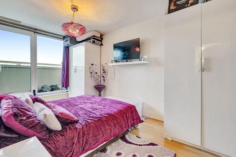 2 bedroom flat for sale, London Road, Croydon CR0