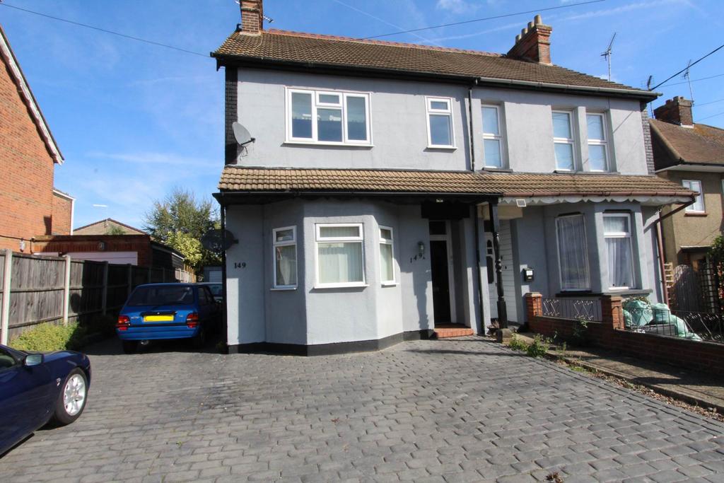 Hart Road, Thundersley 1 bed flat for sale £199,995