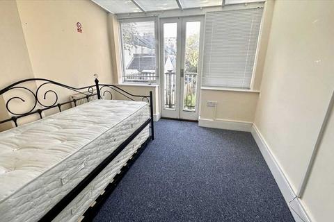 undefined, Bear Road, Room 7, Brighton