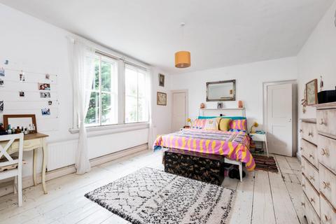 4 bedroom house for sale, Lower East Hayes, Bath BA1