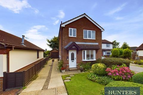 3 bedroom detached house for sale, Evesham Croft, Bridlington