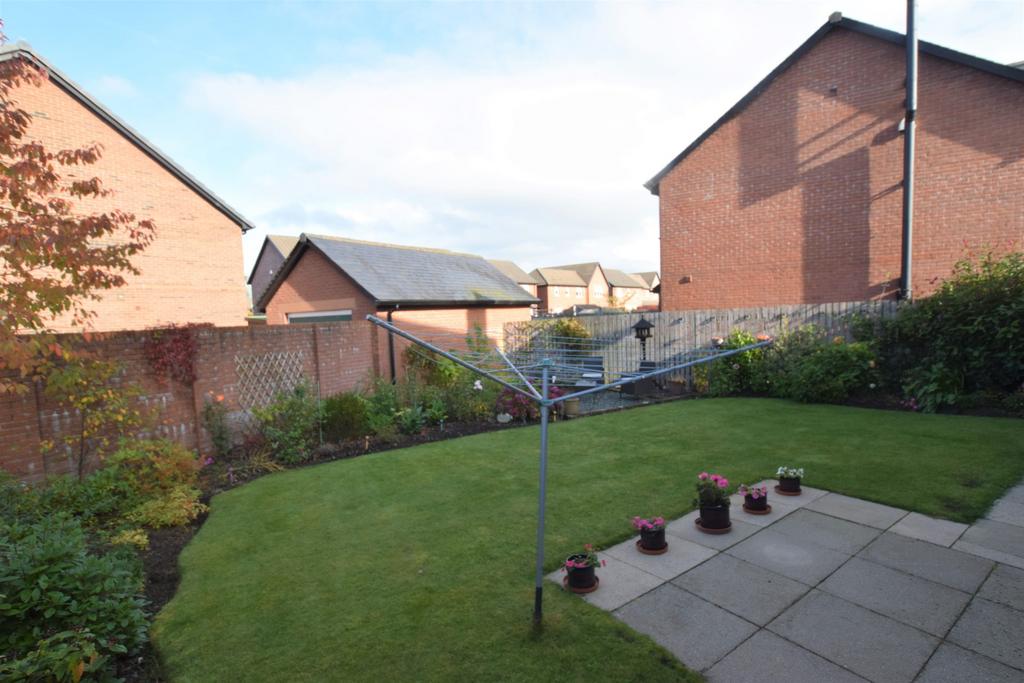145 Lockerbie Road, Dumfries, DG1 3 BN - Grieve Gri