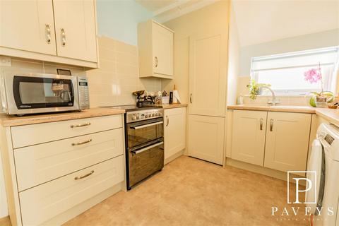 2 bedroom detached bungalow for sale, Manchester Road, Holland-On-Sea, Clacton-On-Sea